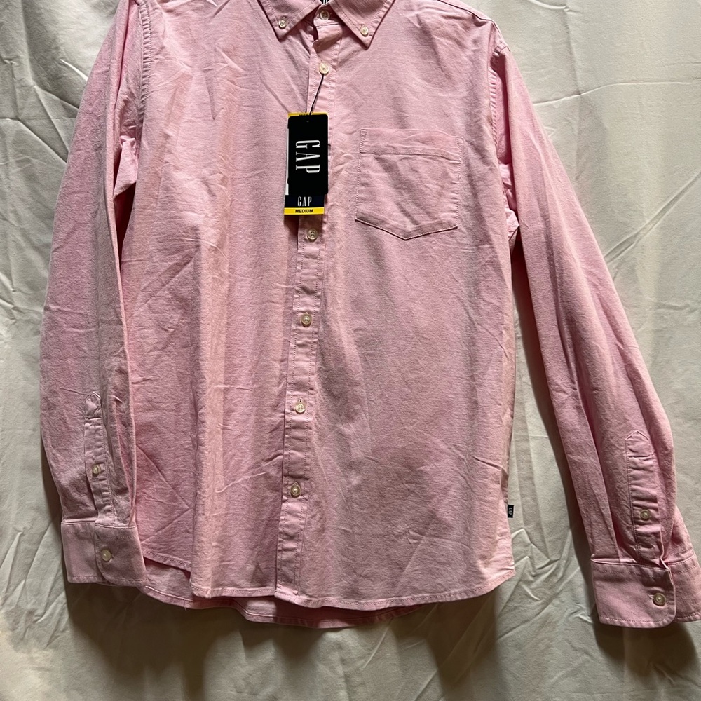 GAP Men’s Light Pink Button-Down Shirt